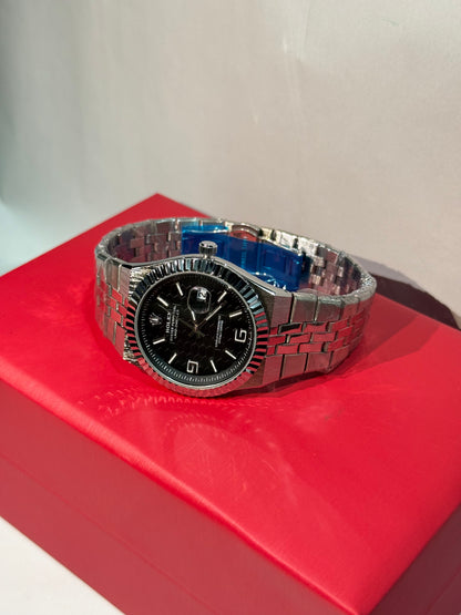 Premium Land Dweller | 40mm | Silver Chain | Black Textured Dial